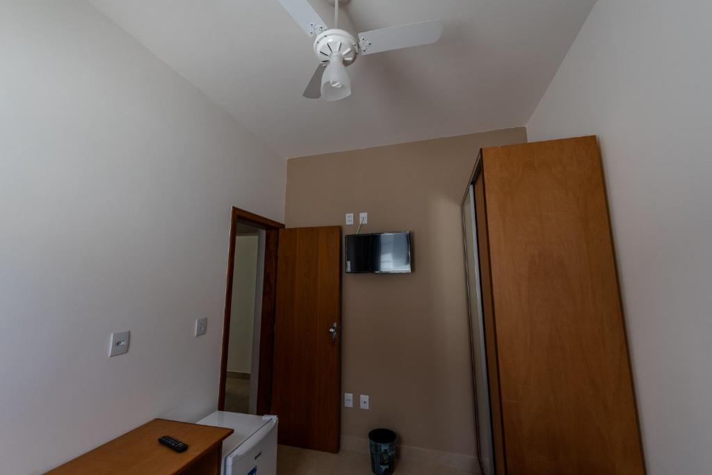 Hospedaria Santo Antônio room 6
